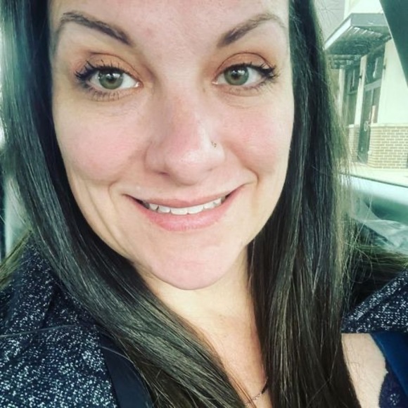 Meet your Posher, Samantha - Picture 1 of 1